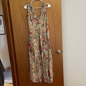 Floral Sleeveless Maxi Dress